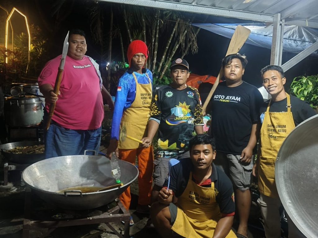 Dapur Umum Jamnas Relawan Muhammadiyah: Sinergi MDMC dan LLHPB Sukses Penuhi Ribuan Porsi Makanan!